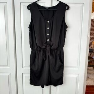 Express‎ Black Button-Front Romper. Size Large